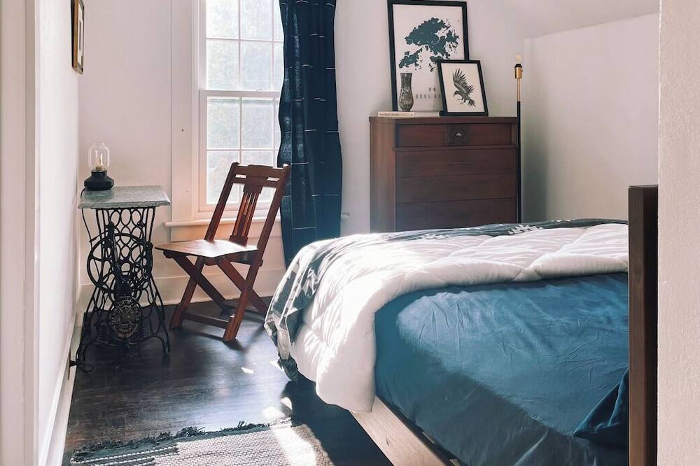 Photo of Bedroom in Chester Depot