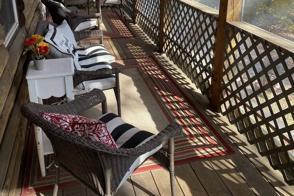 Photo of Patio Balcony in Ellsworth