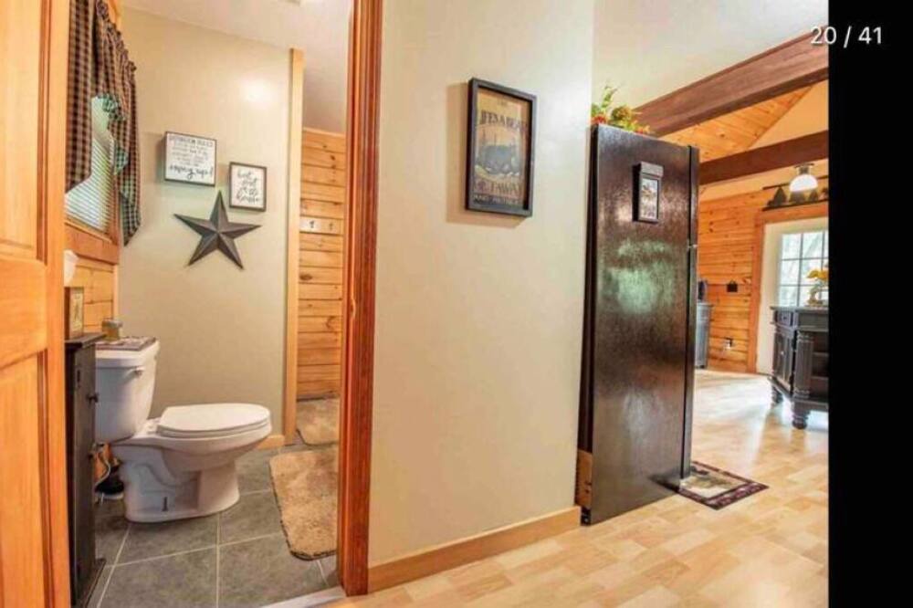Photo of Bedroom in Ellsworth