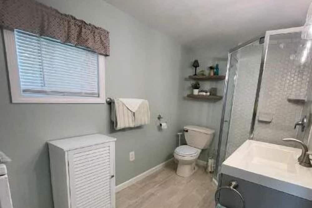 Photo of Bedroom in Lakewood