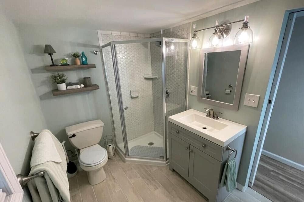 Photo of Bathroom in Lakewood