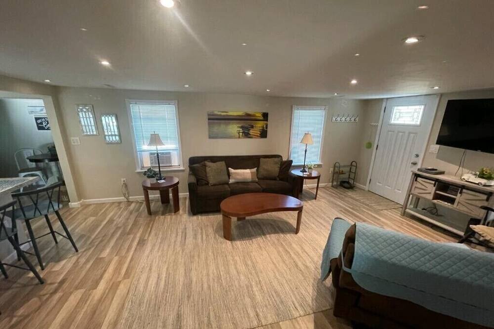 Photo of Livingroom in Lakewood