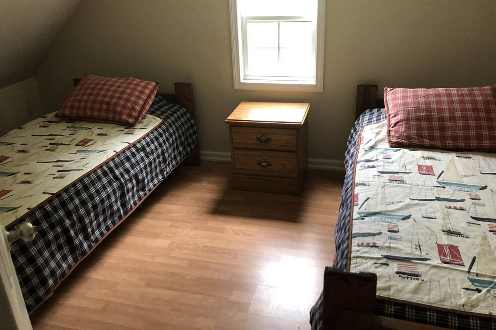 Photo of Bedroom in Lakewood