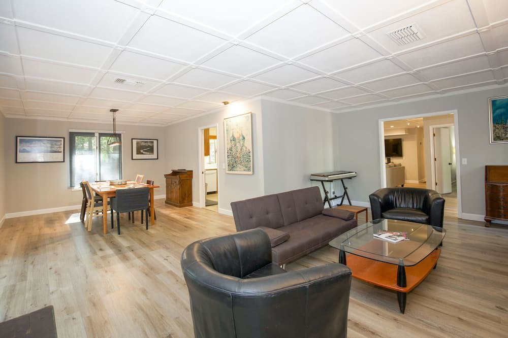 Photo of Livingroom in Pinehurst
