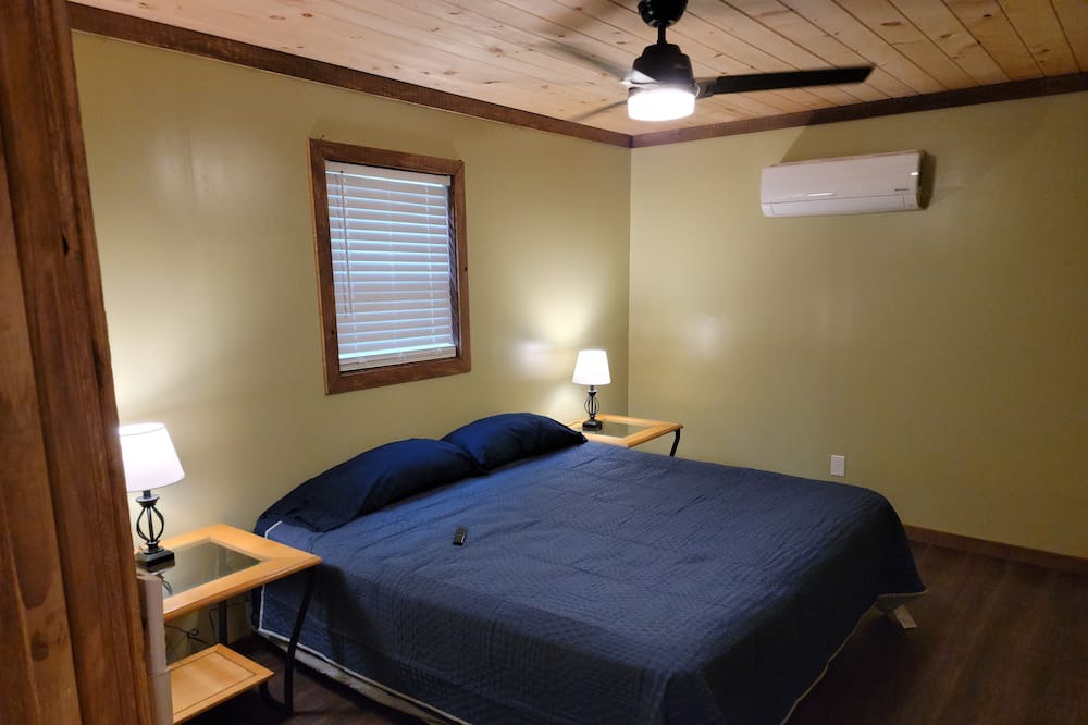 Photo of Bedroom in Newtown