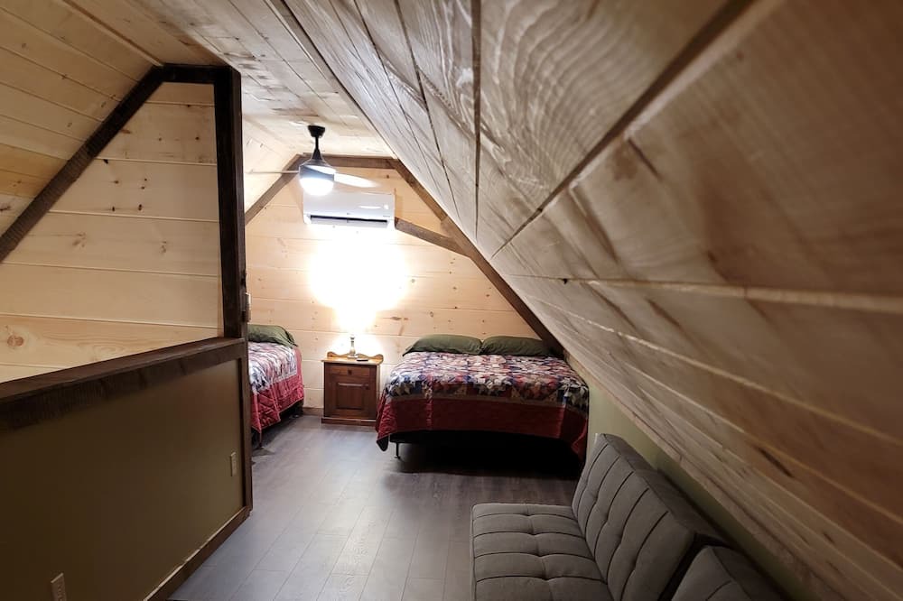 Photo of Bedroom in Newtown