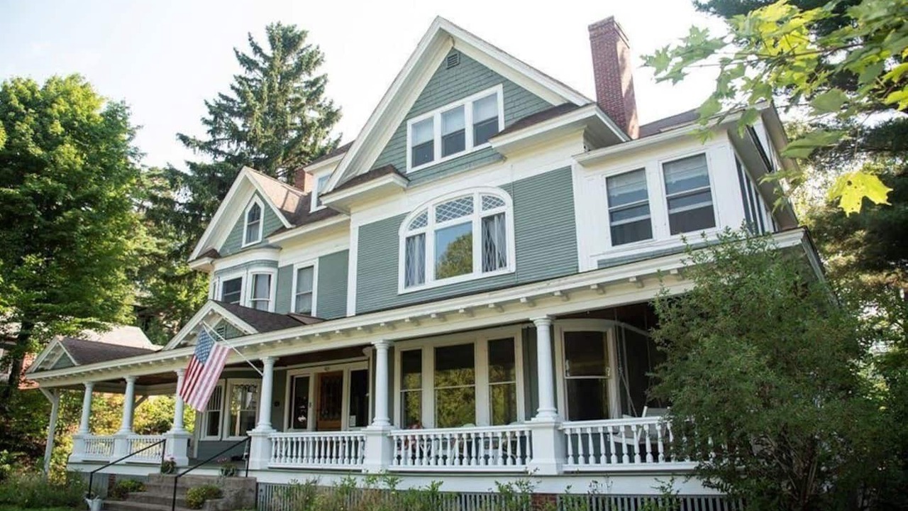 Photo of Buildings in Saranac Lake
