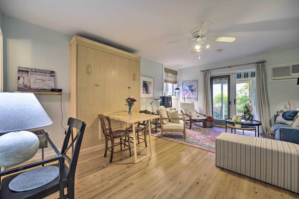 Photo of Livingroom in Chautauqua