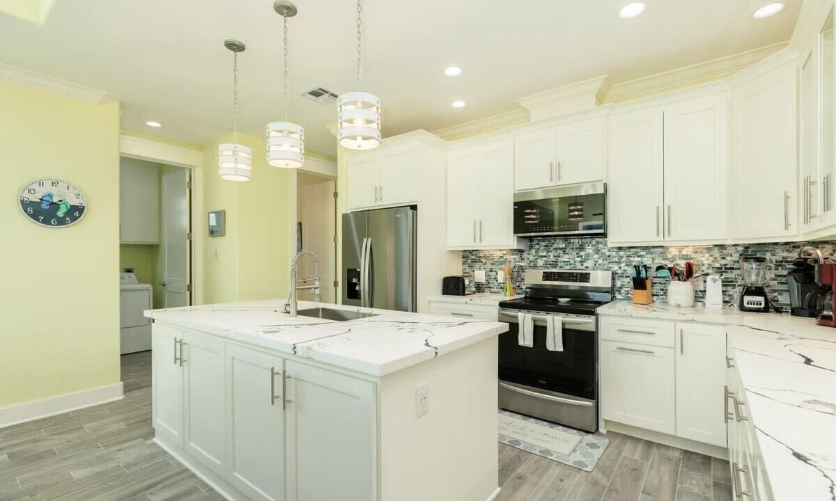 Photo of Kitchen in Terramar Beach