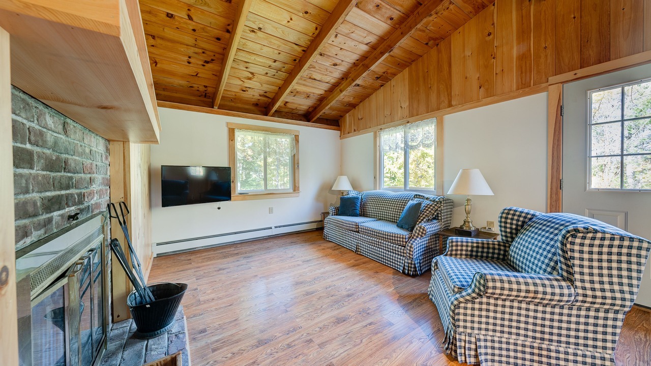Photo of Livingroom in Ludlow