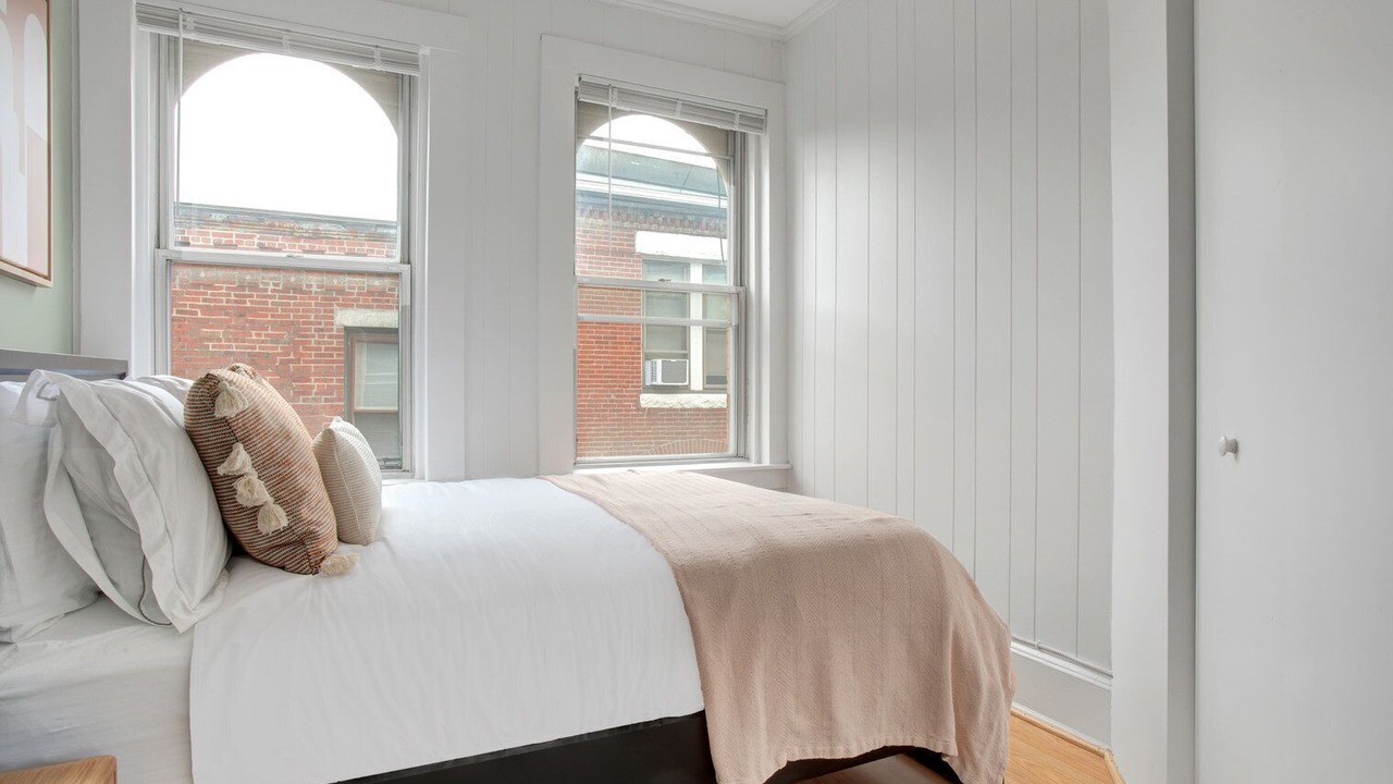 Photo of Bedroom in North End