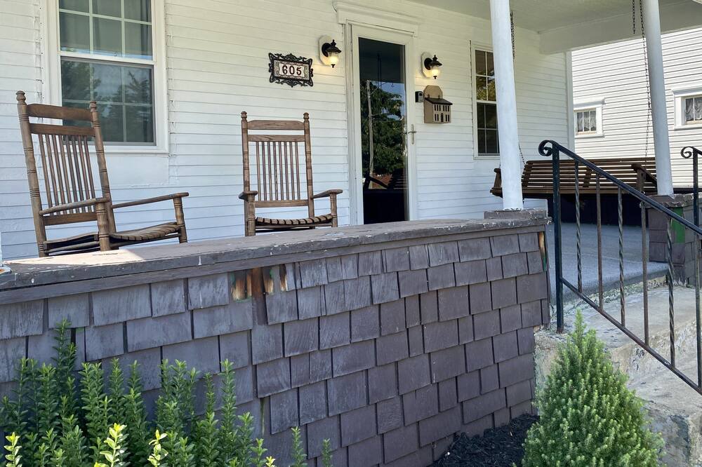 Photo of Outdoor in Glen Dale