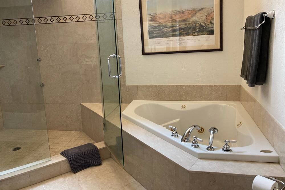 Photo of Bathroom in Town of Marlborough