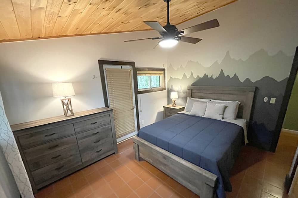 Photo of Bedroom in Fayetteville