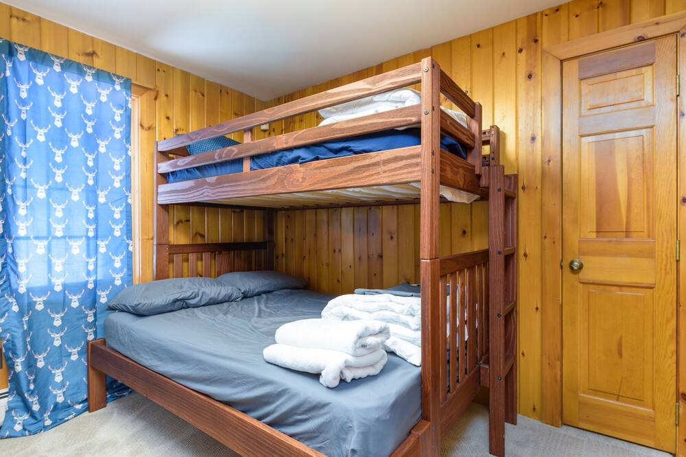 Photo of Bedroom in Londonderry