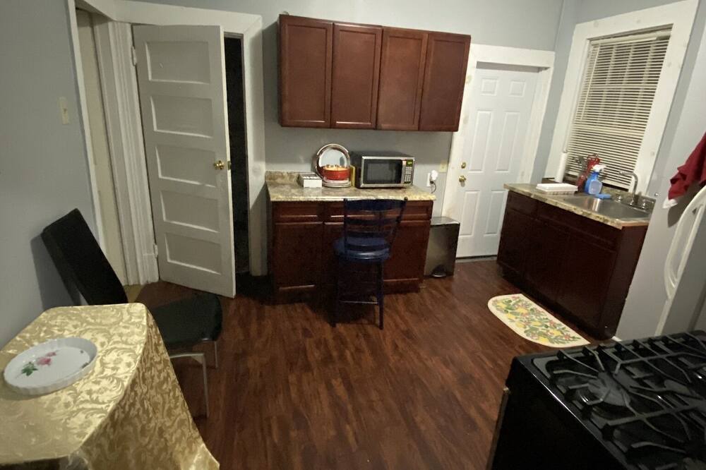 Photo of Livingroom in Stockade Historic District