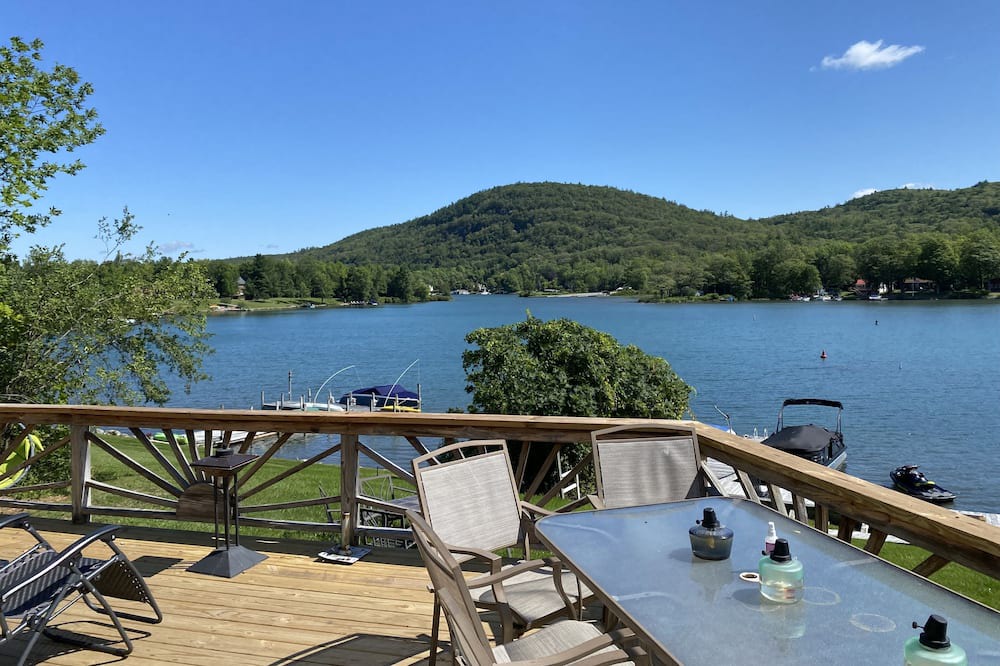 Photo of Patio Balcony in North Lake George