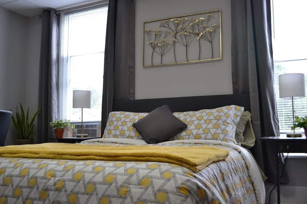 Photo of Bedroom in Elmira