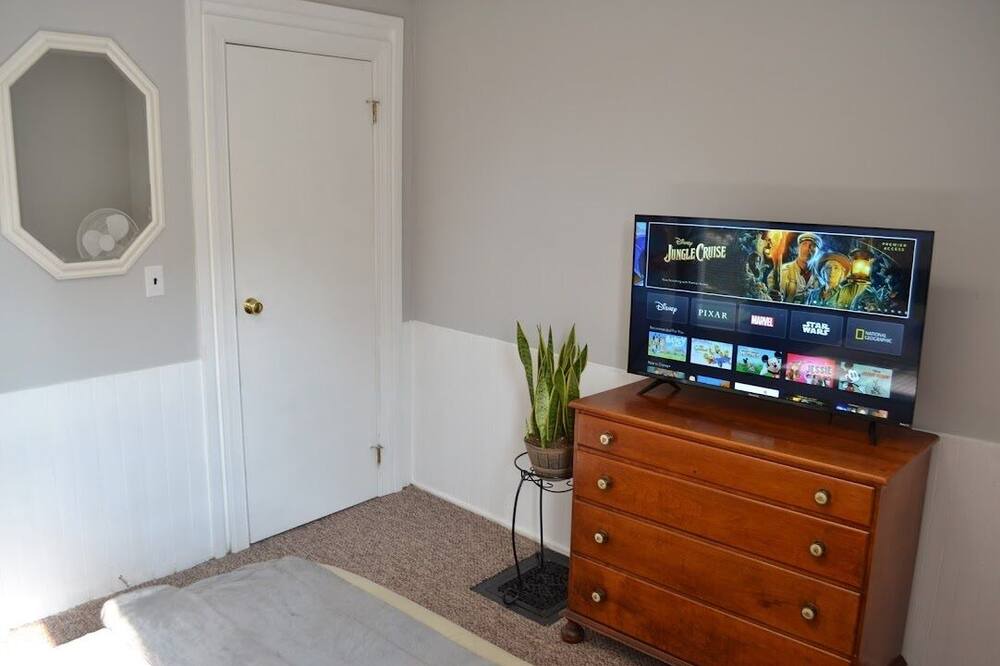 Photo of Bedroom in Elmira