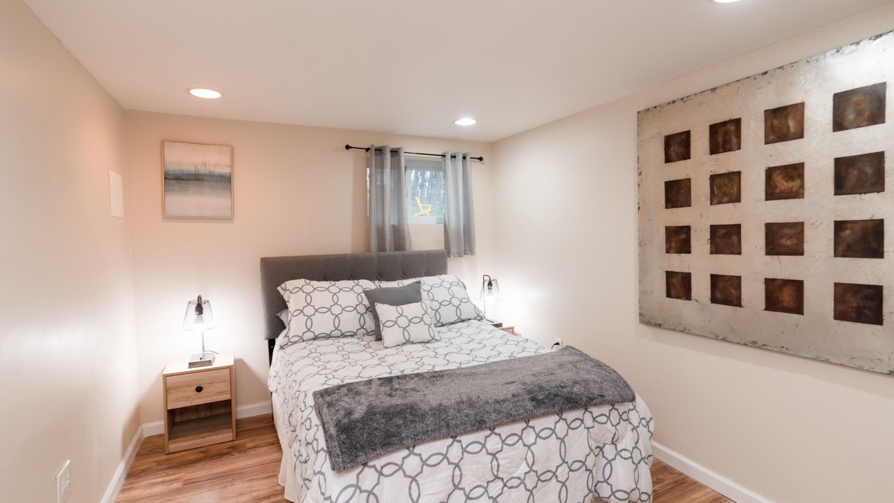 Photo of Bedroom in Vails Gate