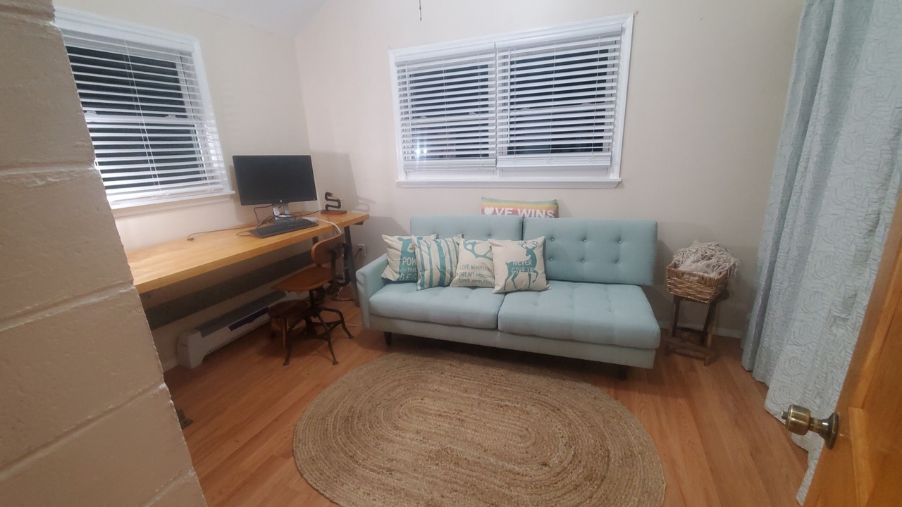 Photo of Livingroom in White Lake