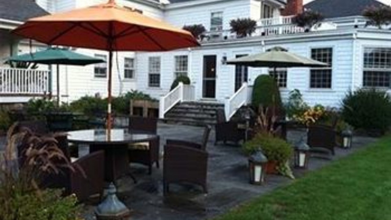 Photo of Patio Balcony in Manchester Center