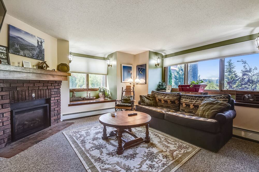 Photo of Livingroom in Central Vermont- Killington
