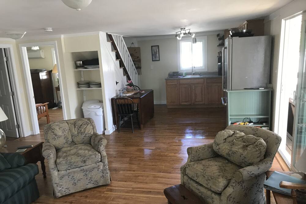 Photo of Livingroom in Seabrook
