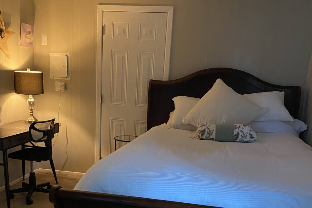 Photo of Bedroom in St. James