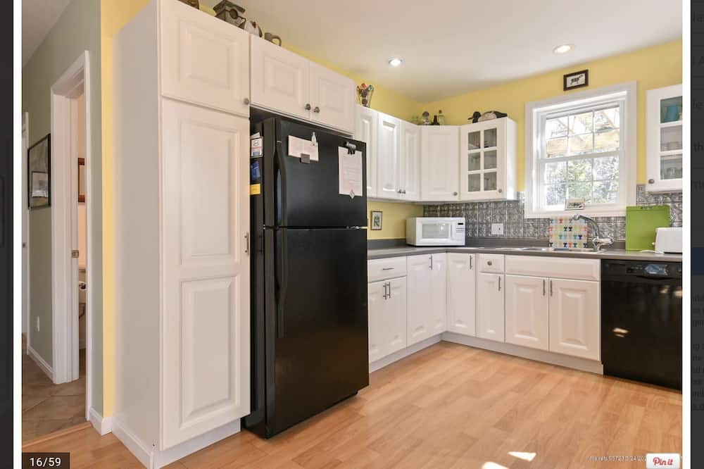 Photo of Kitchen in Town Hill