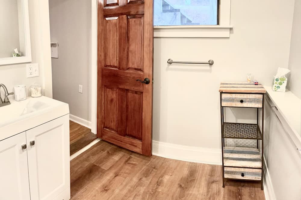 Photo of Bedroom in Middlebury