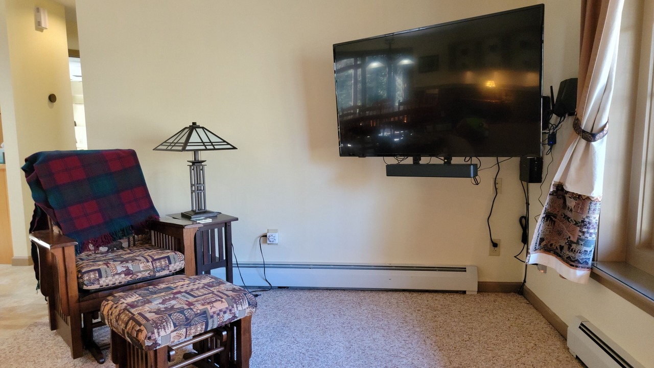 Photo of Livingroom in North River