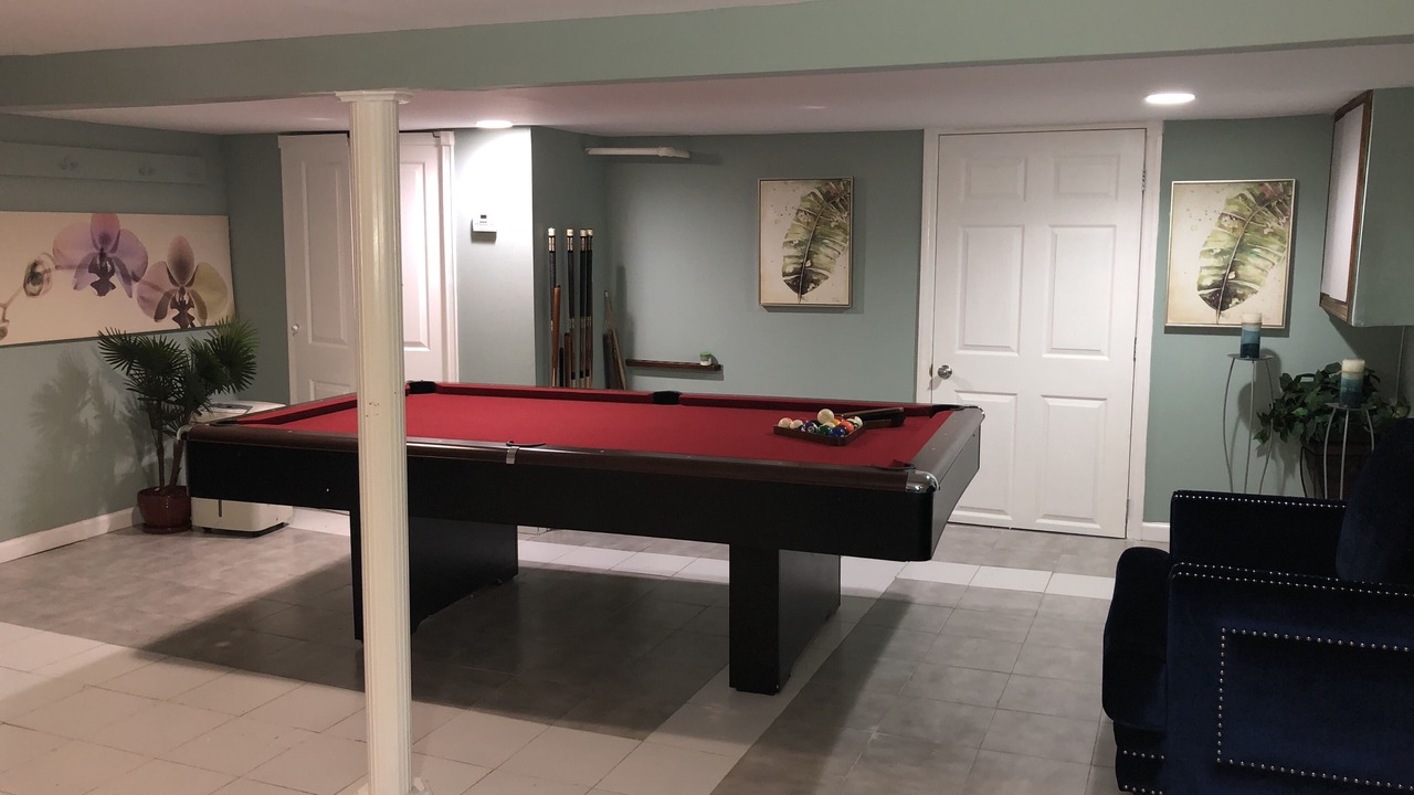 Photo of Bedroom in Bergenfield