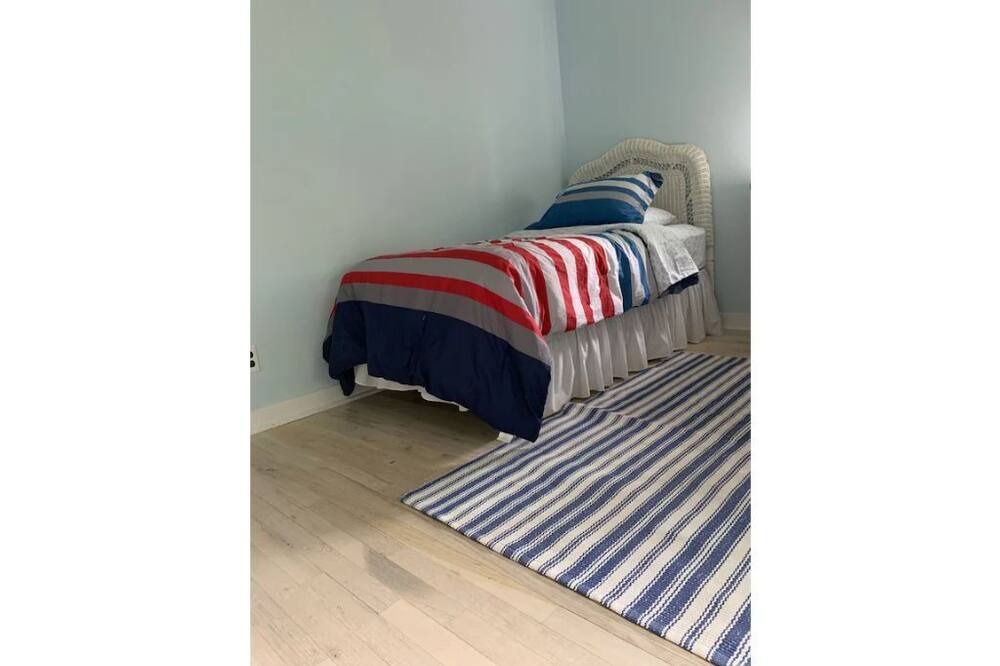 Photo of Bedroom in Westhampton