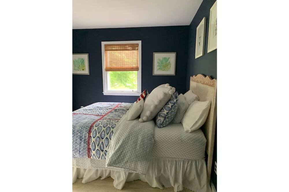 Photo of Bedroom in Westhampton