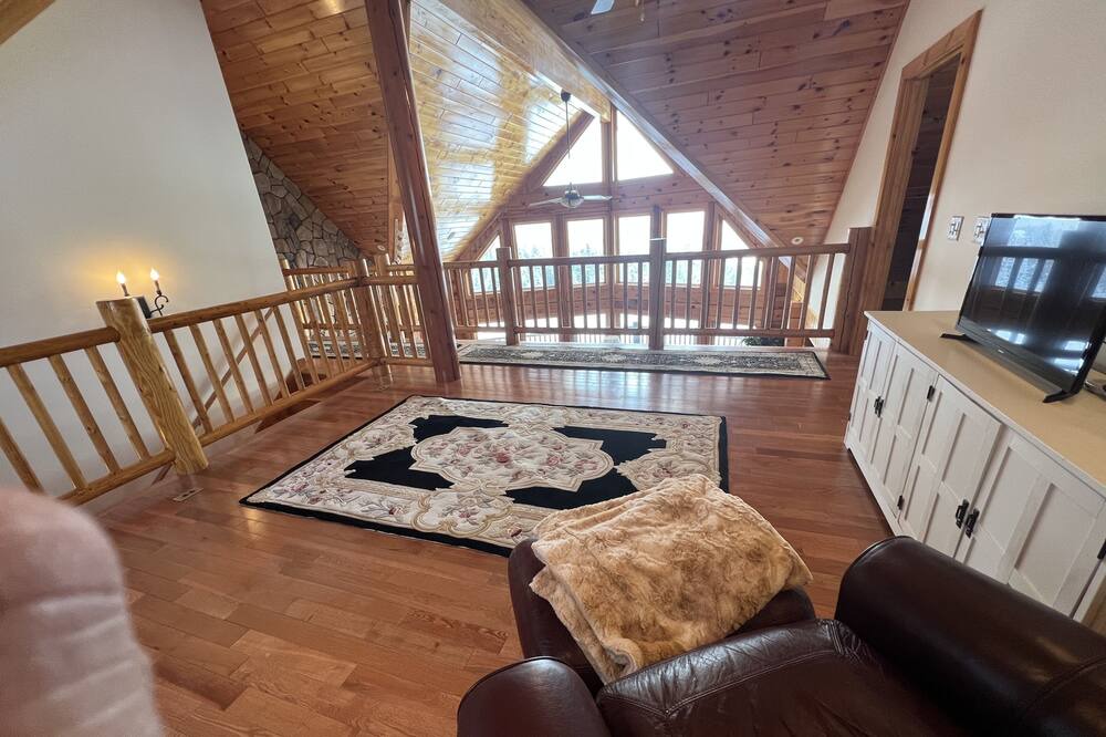 Photo of Livingroom in Colebrook