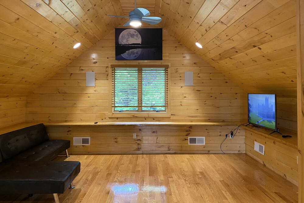 Photo of Livingroom in Weare