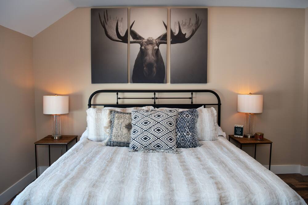 Photo of Bedroom in Bolton Landing