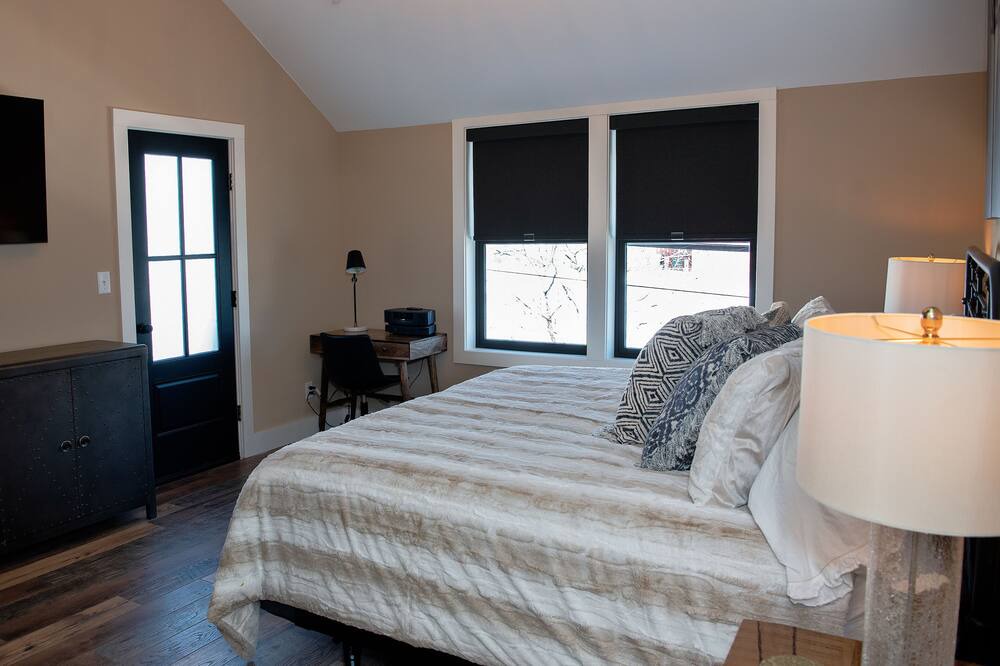 Photo of Bedroom in Bolton Landing