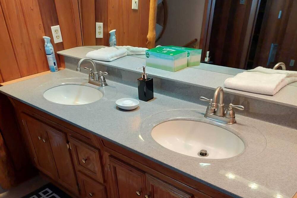 Photo of Bathroom in Littleton