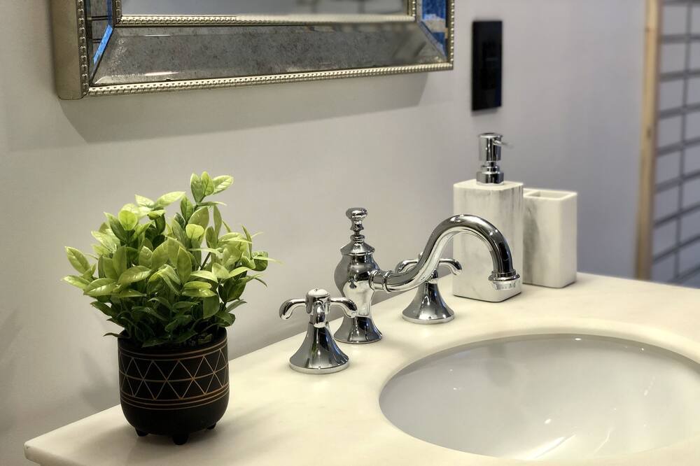 Photo of Bathroom in Haines Falls