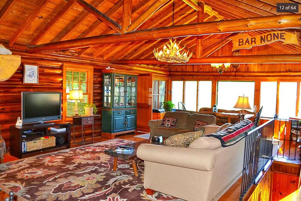 Photo of Livingroom in Saranac Lake