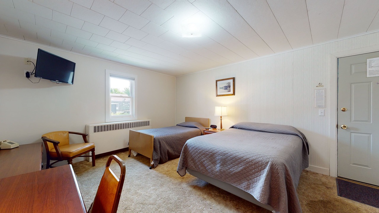 Photo of Bedroom in North Lake George