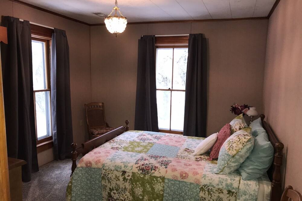 Photo of Bedroom in West Pawlet