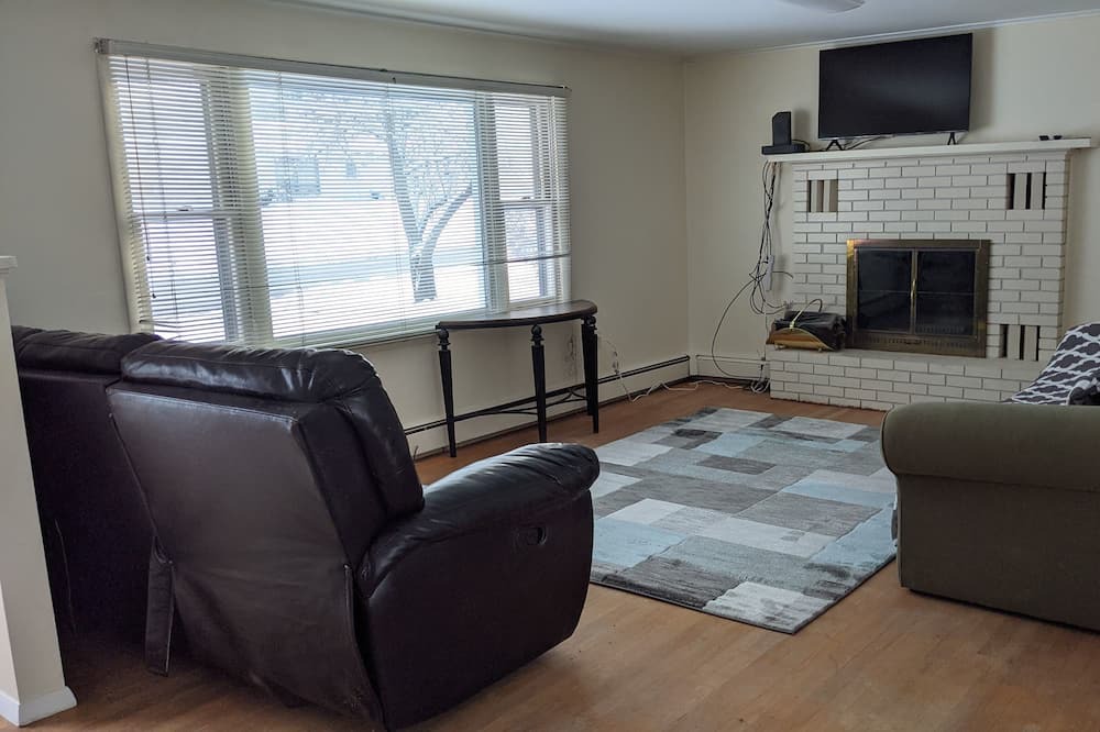 Photo of Livingroom in East Haven  Rutland County