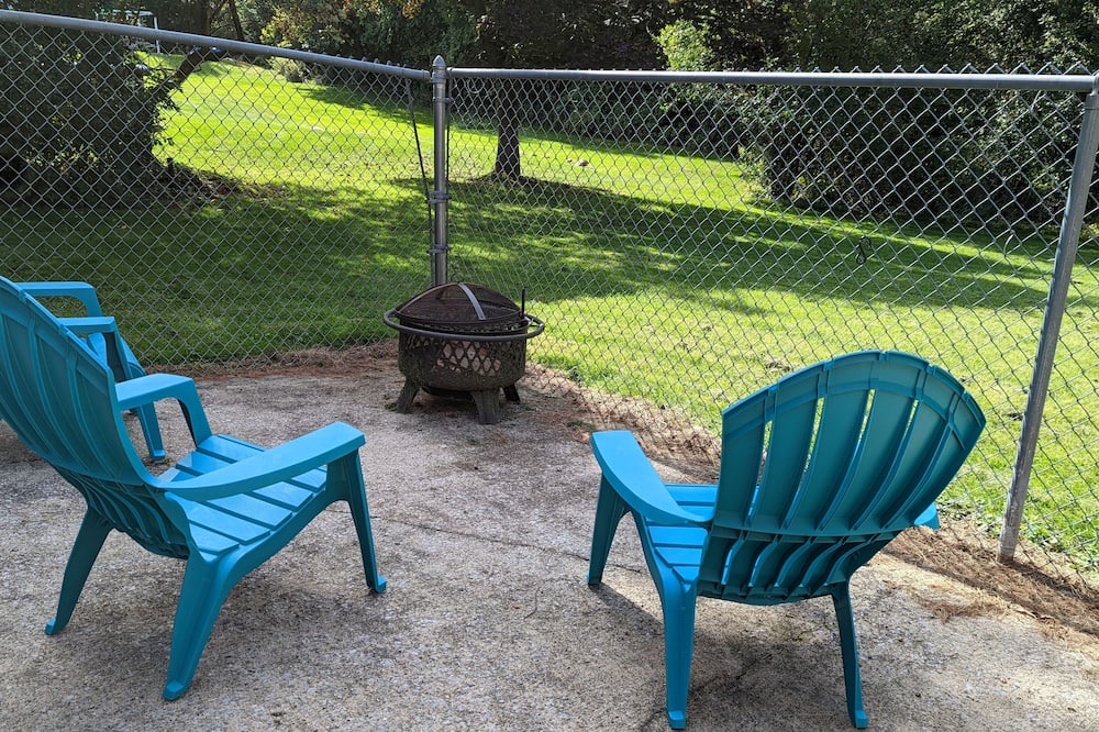 Photo of Patio Balcony in East Haven  Rutland County