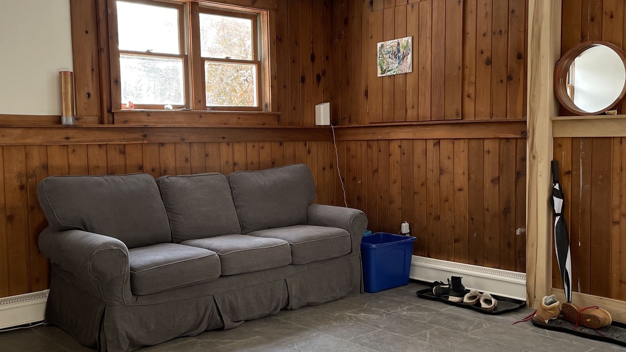 Photo of Livingroom in South Londonderry