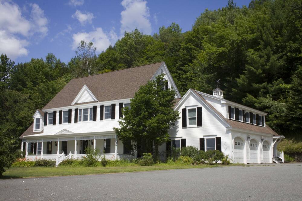 Photo of Outdoor in Woodstock