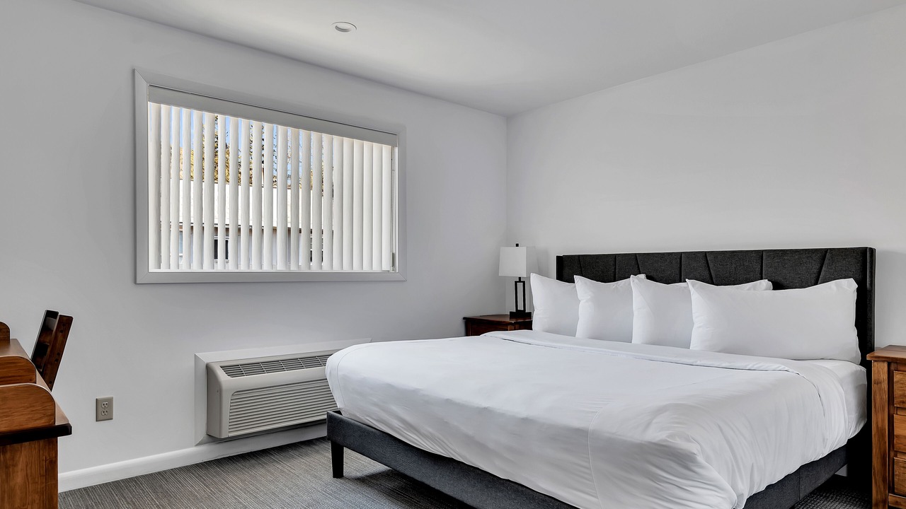 Photo of Bedroom in Lake George