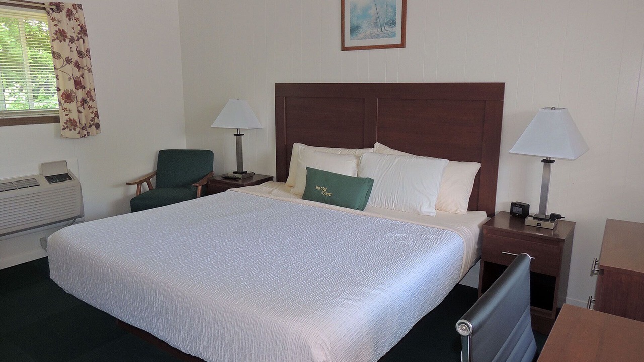 Photo of Bedroom in Alexandria Bay
